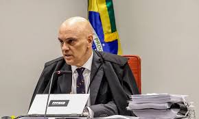 Alexandre de Moraes critica Meta e exige respeito às leis no Brasil